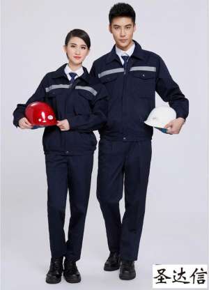 防靜電連體服優勢和注意事項。